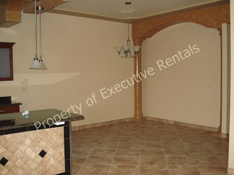 4206 Tres Ninos Dr #A — Photo 2