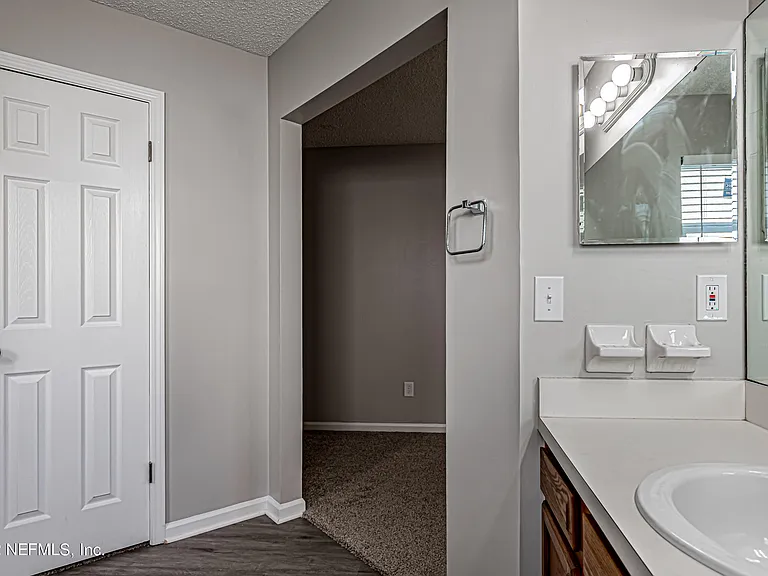 8516 Bending Branch Ct — Photo 27