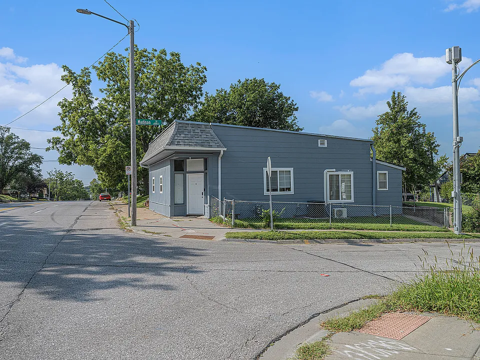 1301 Madison St #2