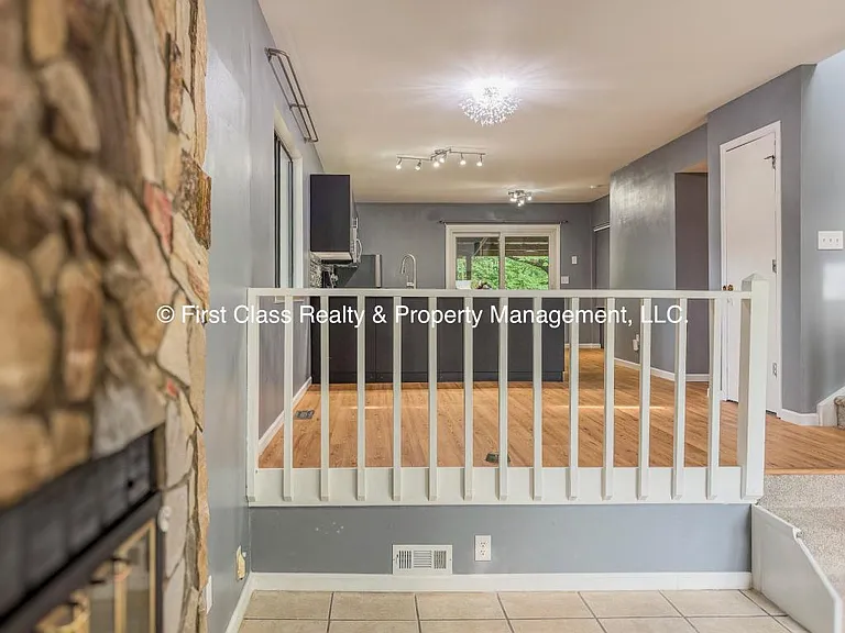 8015 Tiburon Cir — Photo 7