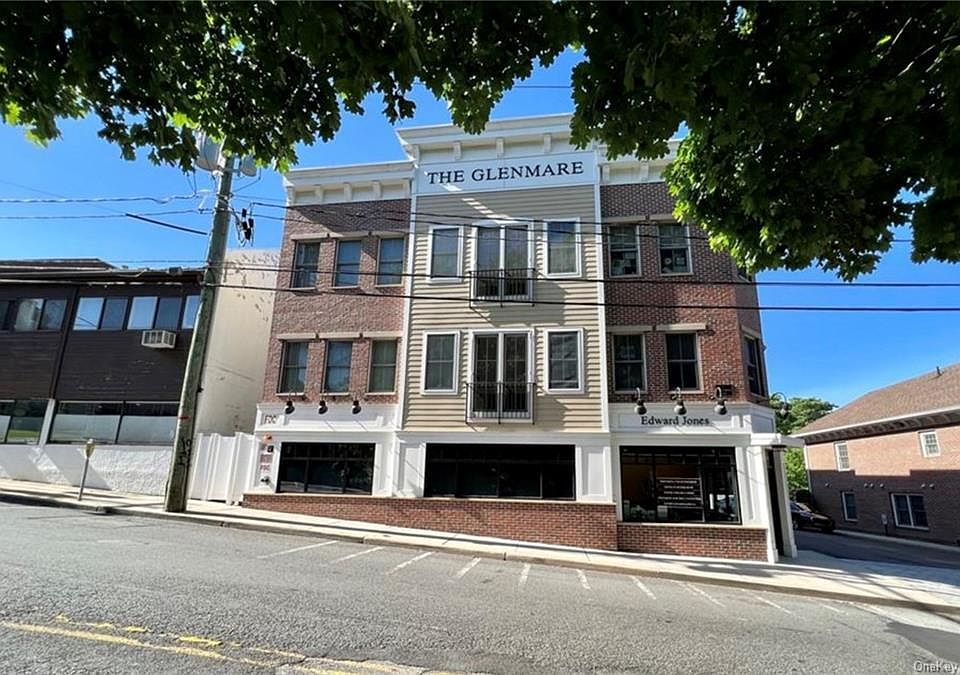 1st image of 222 Main St #19
