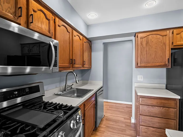 6087 Majors Ln #5 — Photo 9