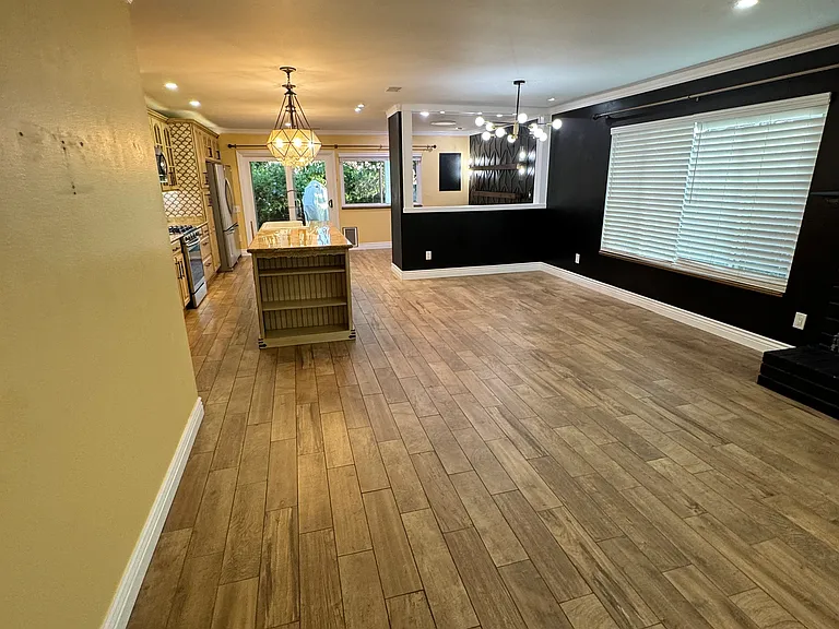 Latrobe Cir — Photo 5