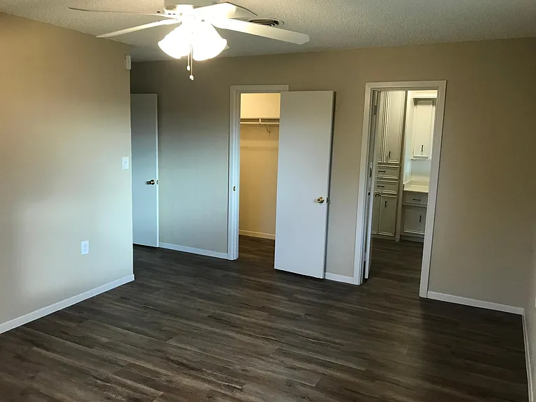 12608 Slide Rd — Photo 3