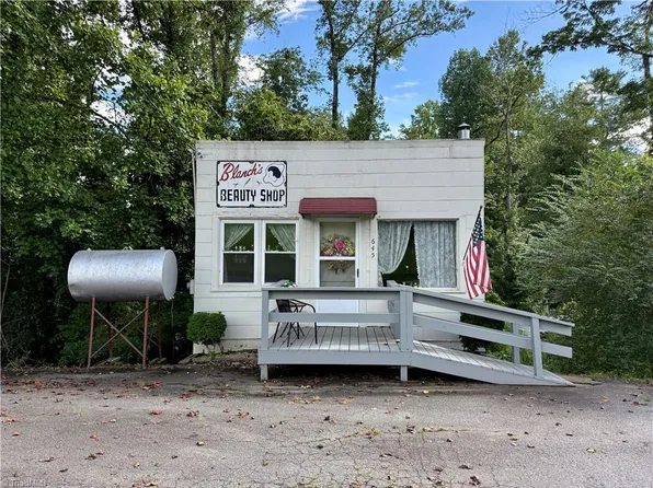 645 Boone Trl, North Wilkesboro, NC 28659