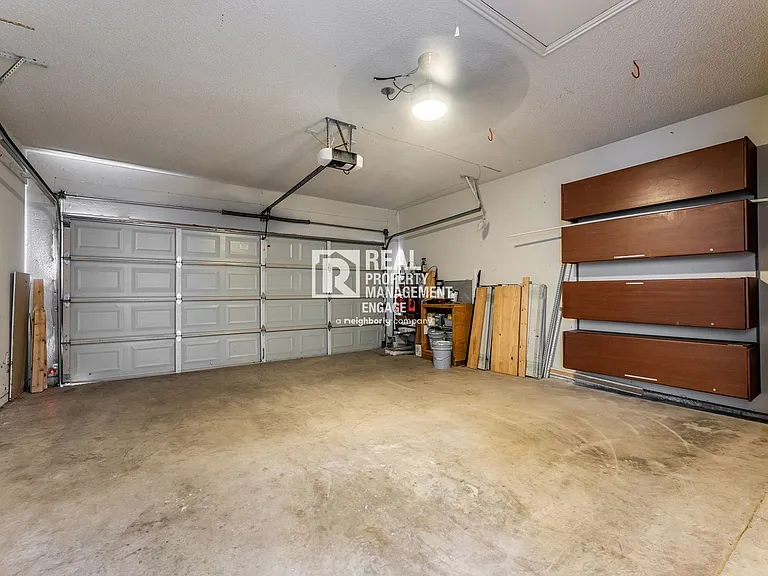 8817 Pocono Dr — Photo 45
