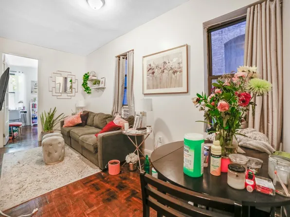 210 West 88th Street image 1 of 7