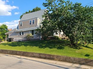 801 Bloomfield St, Roaring Spring, PA 16673