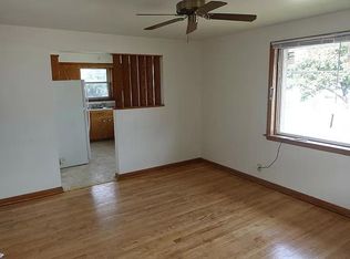 4371 S 13th St #4371, Milwaukee, WI 53221