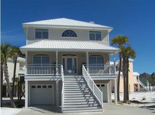 18 Seashore Dr, Pensacola Beach, FL 32561