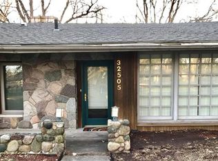 32505 Bell Vine Trl, Beverly Hills, MI 48025