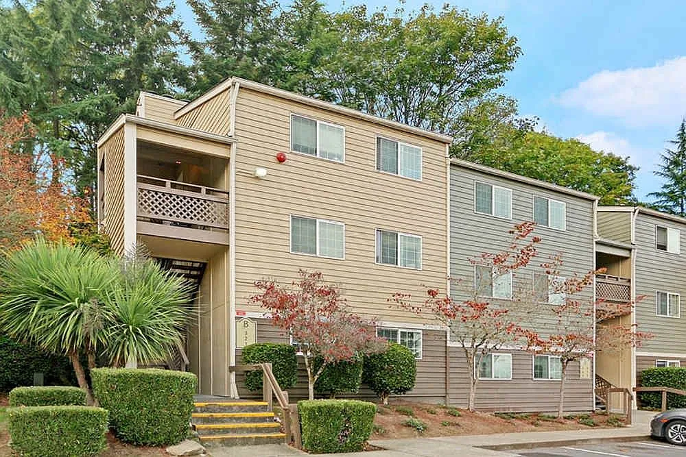 Delridge Crossing Apartments — Photo 4