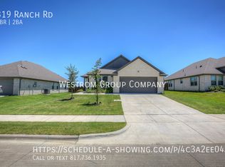 319 Ranch Rd, Justin, TX 76247