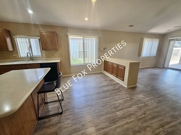 6078 N Panorama Park Dr — Photo 9