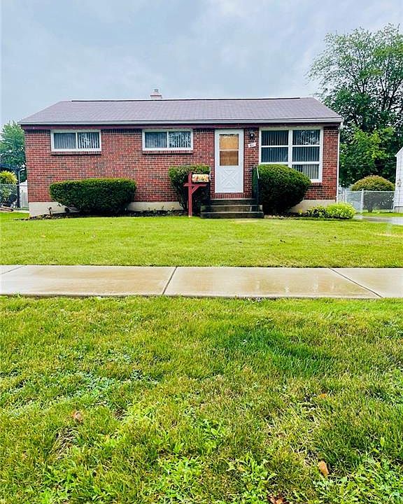 1st image of 61 Dania Dr
