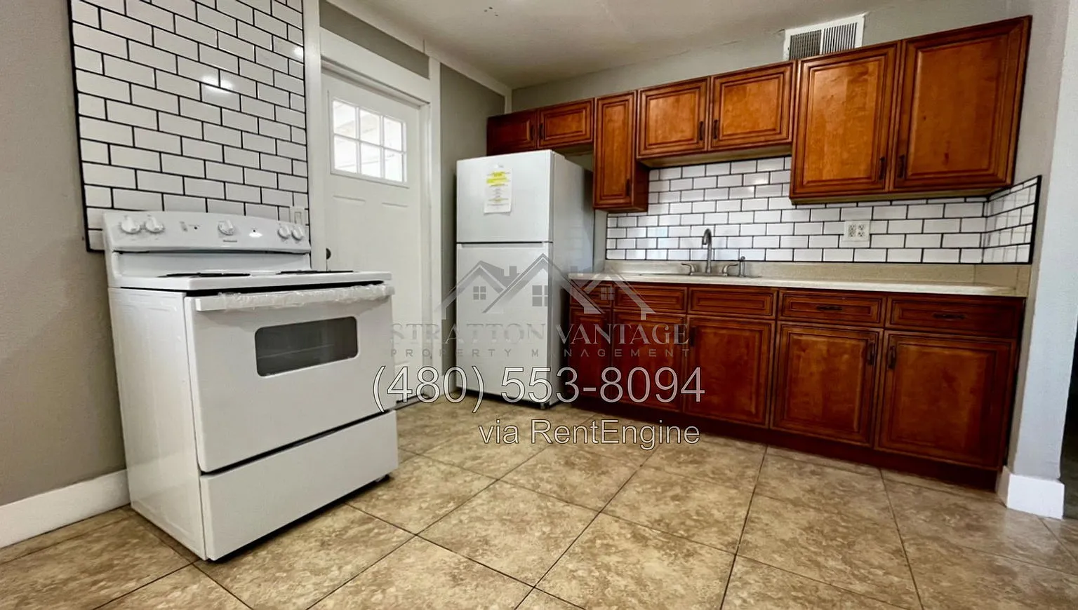 3 bed, 2.0 bath, 1108 sqft, $1,799 — Photo 3