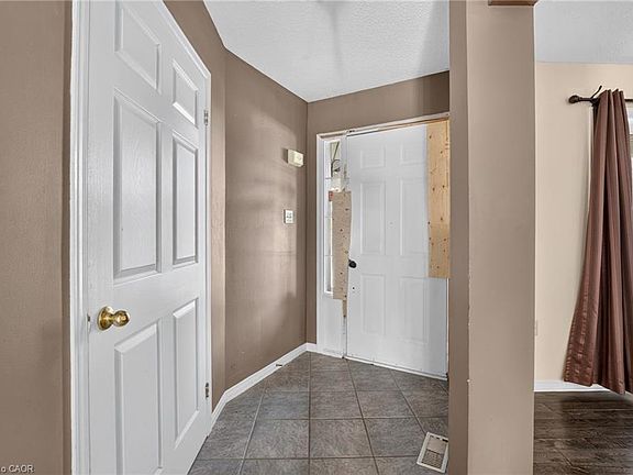 4th image of 1501 Upper Sherman Ave