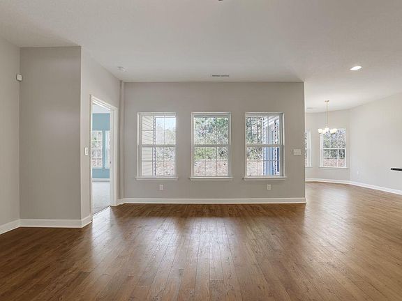 117 Astoria Park Loop-4 Compressed