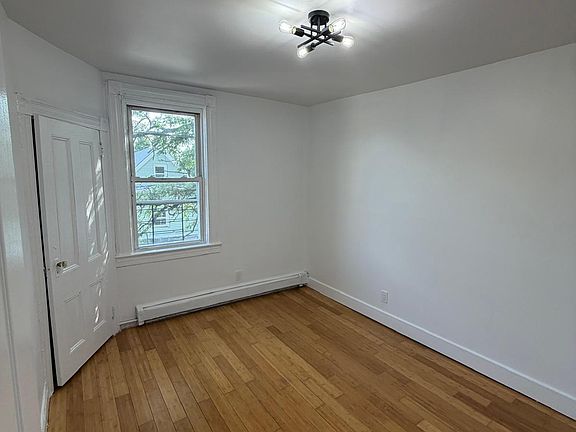 3rd image of 9 Ellington St #C