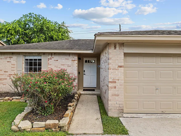 9731 Appleridge Dr — Photo 21