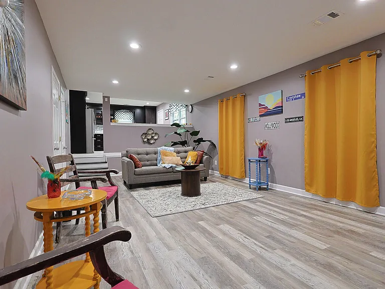 Briar Creek Ln — Photo 29