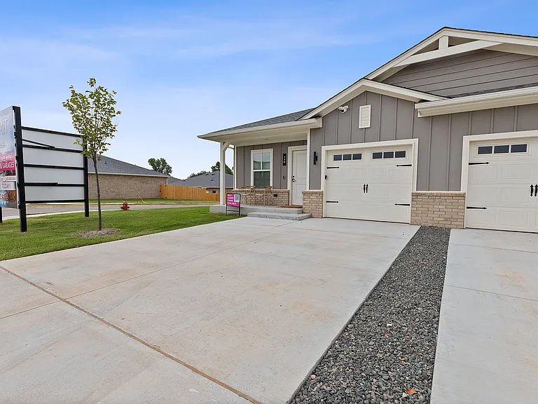 Summit Villas — Photo 13