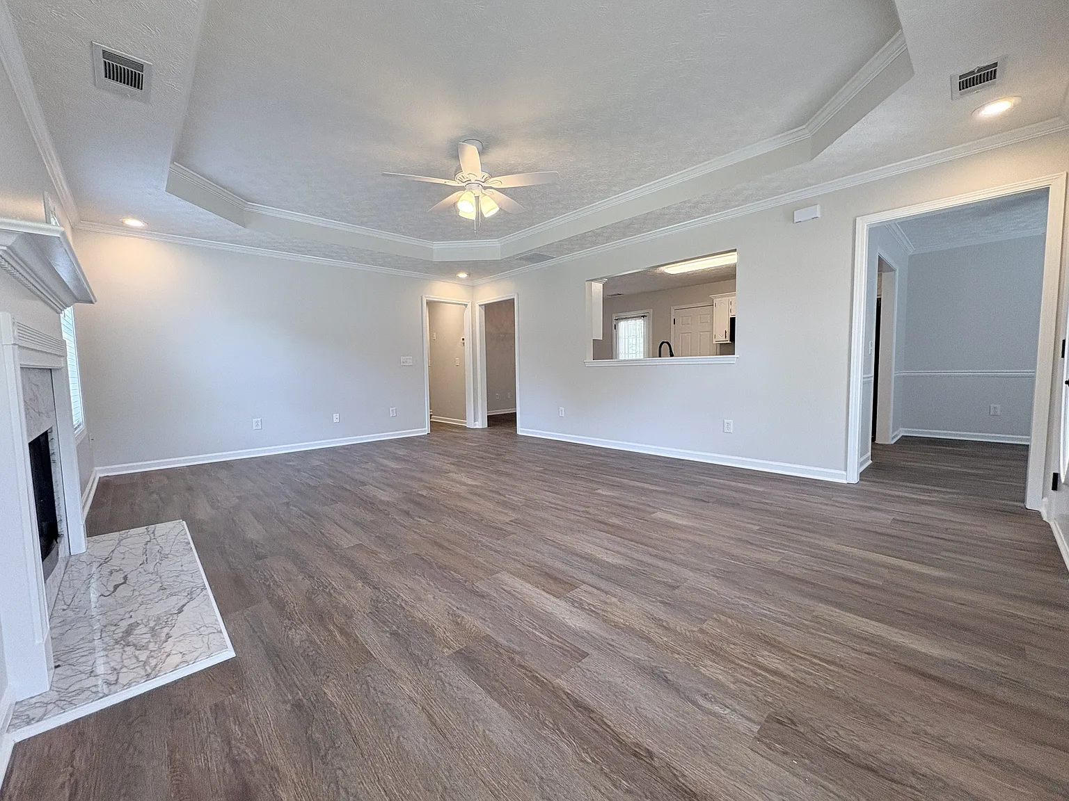 3 bed, 1600 sqft, $1,895 — Photo 4