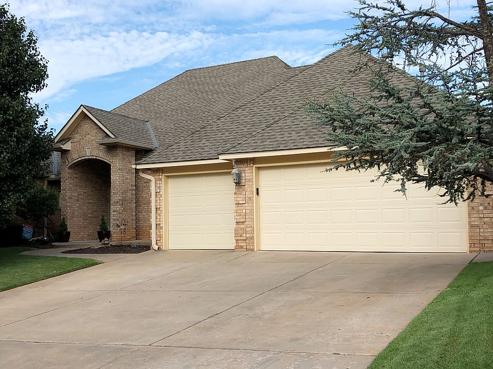 1st image of 14208 Canterbury Dr