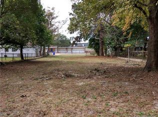 115 S 4th St, Spring Lake, NC 28390