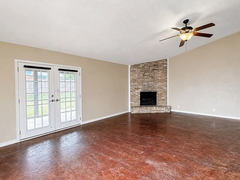 3426 Meadow Head Dr — Photo 9