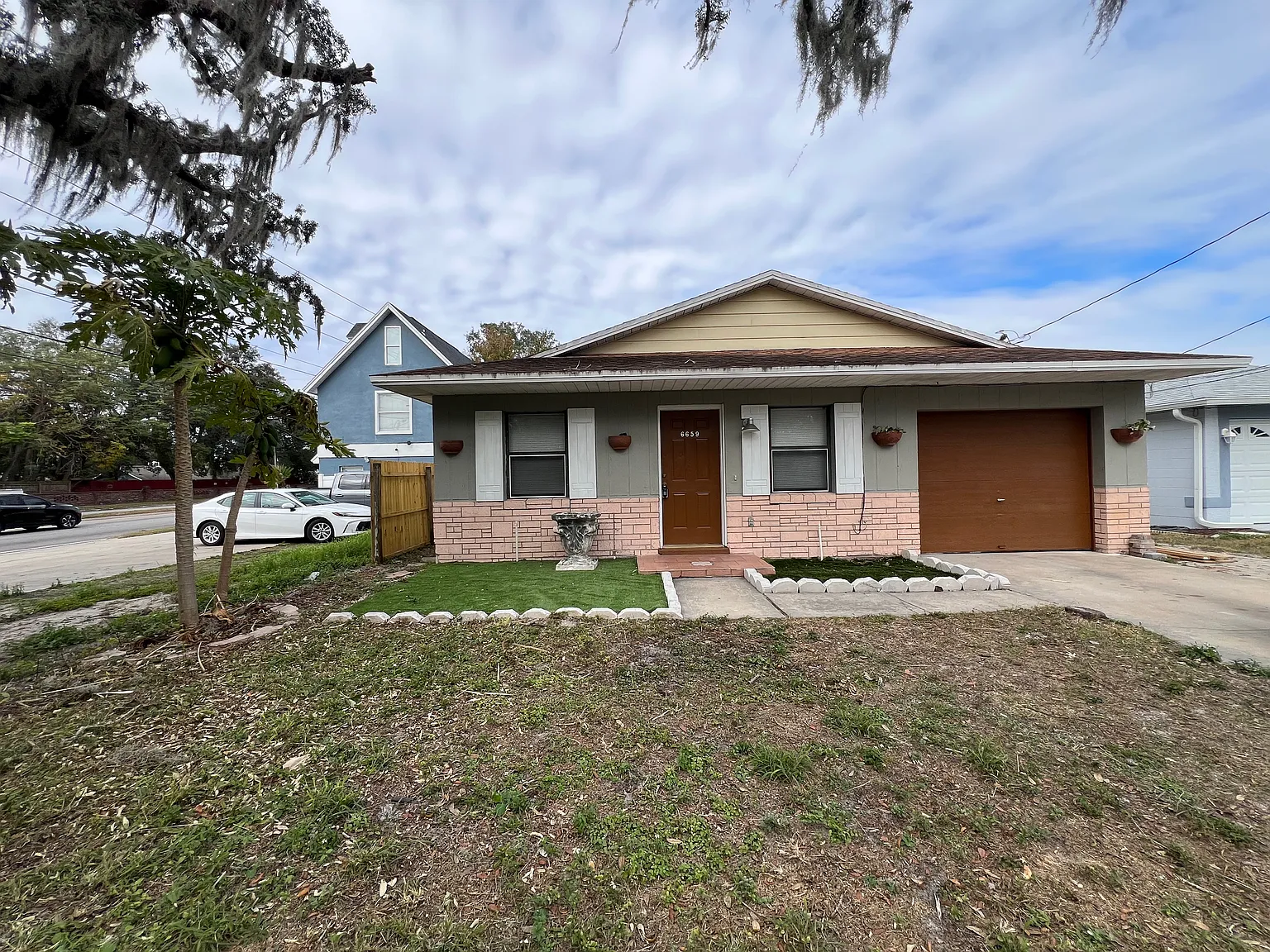 3 bed, 1060 sqft, $1,850 — Photo 1