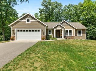 2577 Chapel Ct, Dorr, MI 49323