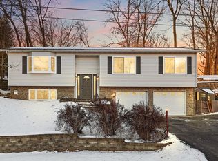 402 25th St SW, Rochester, MN 55902