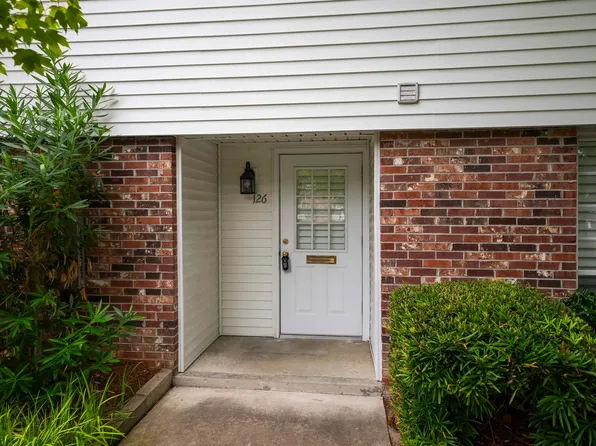 5225 Clemson Ave APT 126, Columbia, SC 29206
