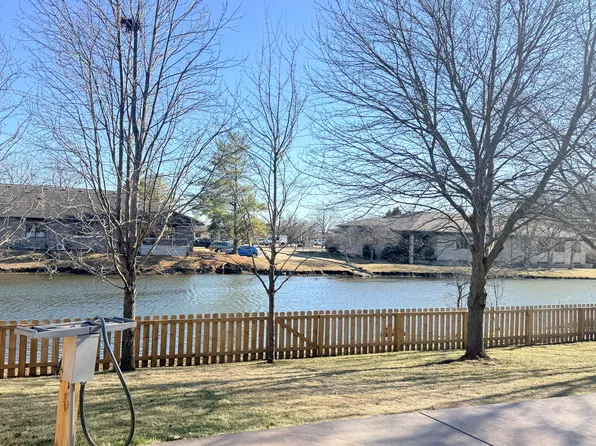 1914 Sun Mill Ct, Springfield, IL 62704