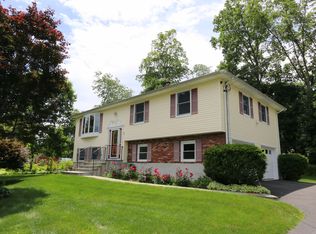 1 Orchard Ct, Yorktown Heights, NY 10598