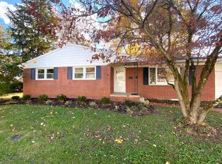 82 Jacobs Dr, Athens, OH 45701