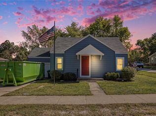 103 Liberty Rd, Smithville, MO 64089