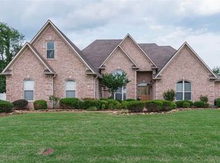 108 Greendale Dr, Jackson, TN 38305