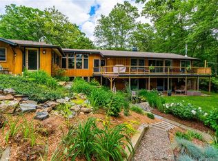 101 Hayden Hill Rd, Haddam, CT 06438