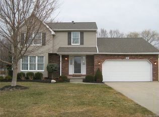 82 Wedgewood Dr, West Seneca, NY 14224