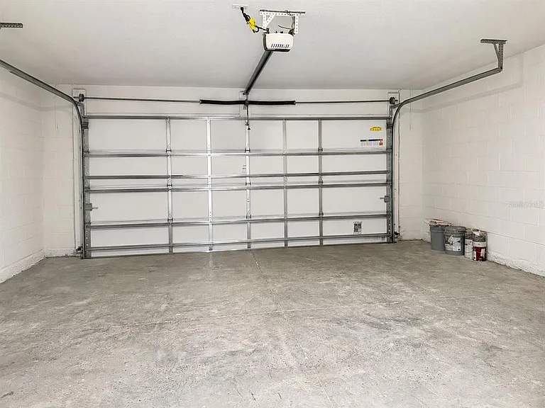 2717 Raindrop Run St — Photo 23