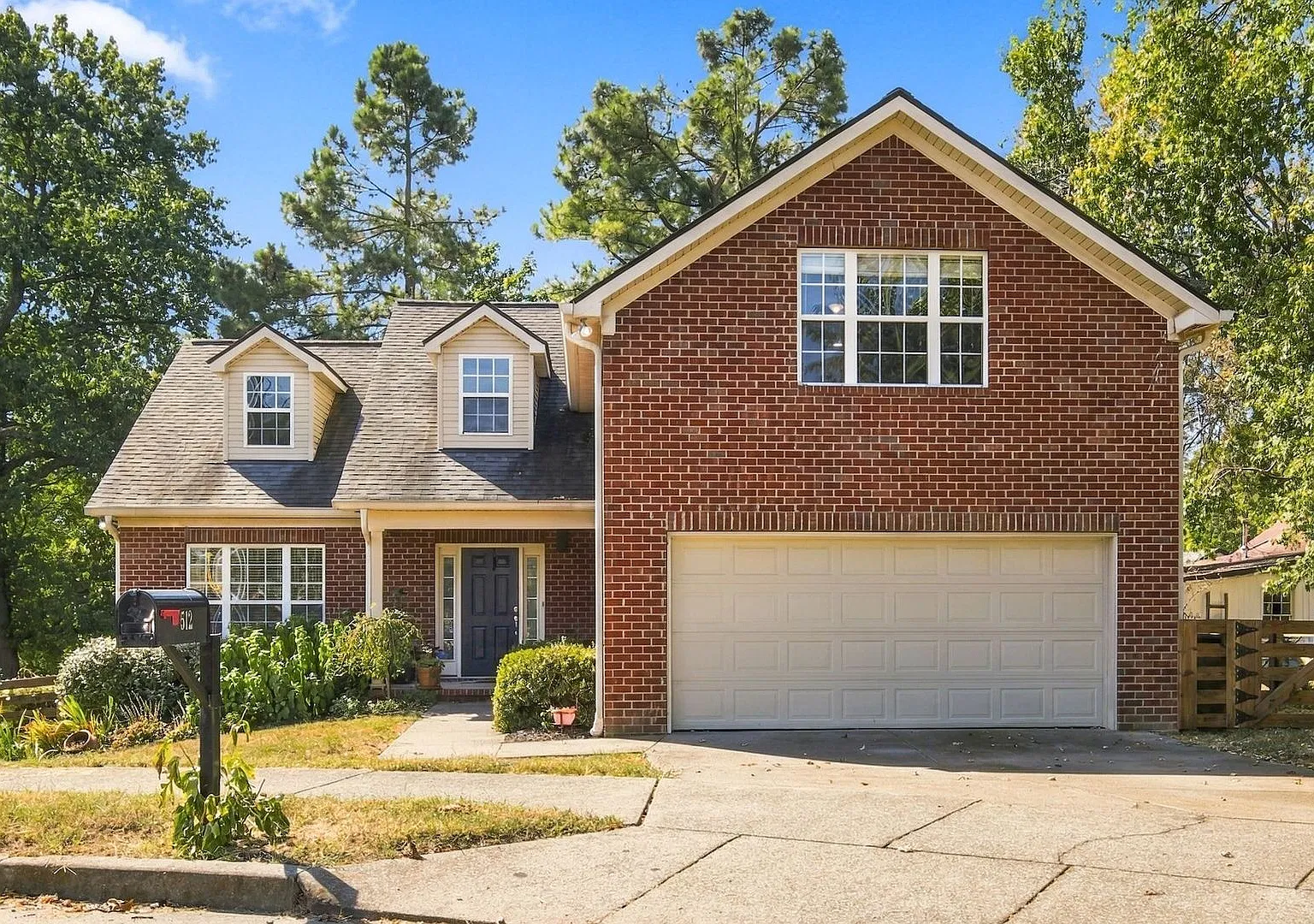 Stunning Modernized Brick Home in Nashville — Photo 3