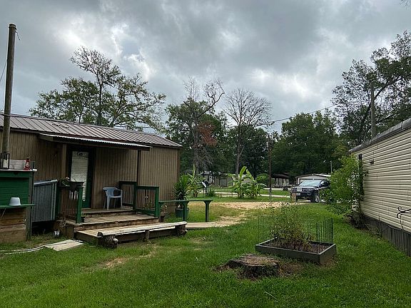 2nd image of 273 Thorn Tree Dr