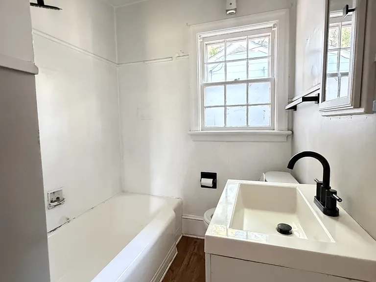 3885 McWhorter St — Photo 12