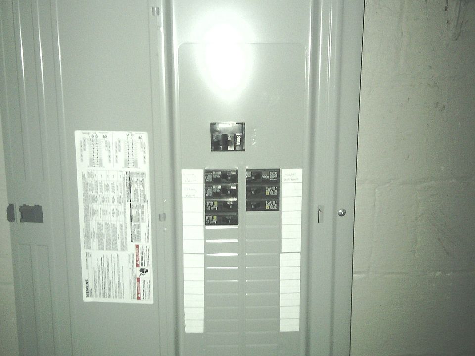 1st image of 1945 N Dearborn St