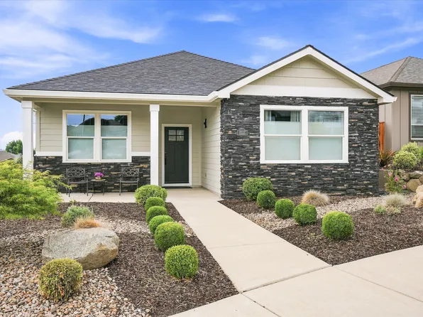 3117 Delorraine Dr, Medford, OR 97504