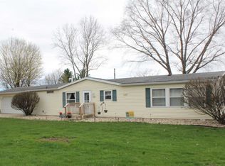 105 Westview Ct, Argos, IN