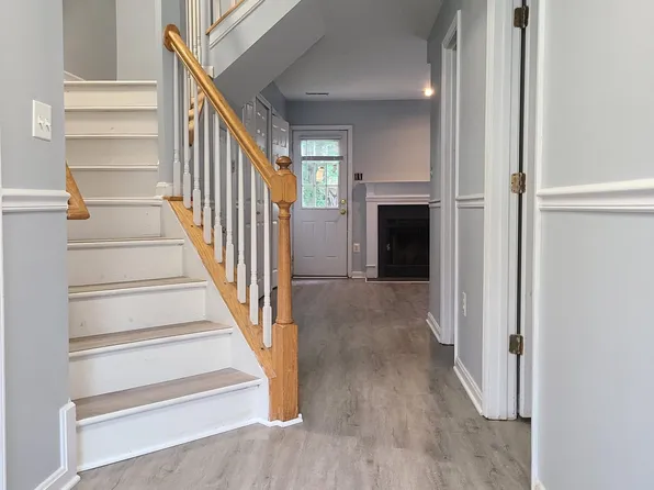 2213 Commissary Cir, Odenton, MD 21113