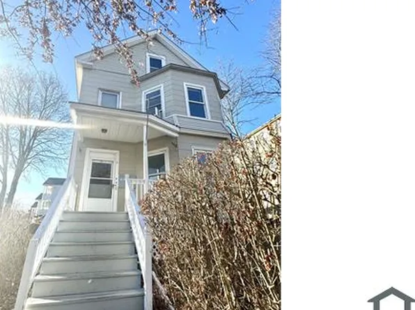 184 Vernon St, Worcester, MA